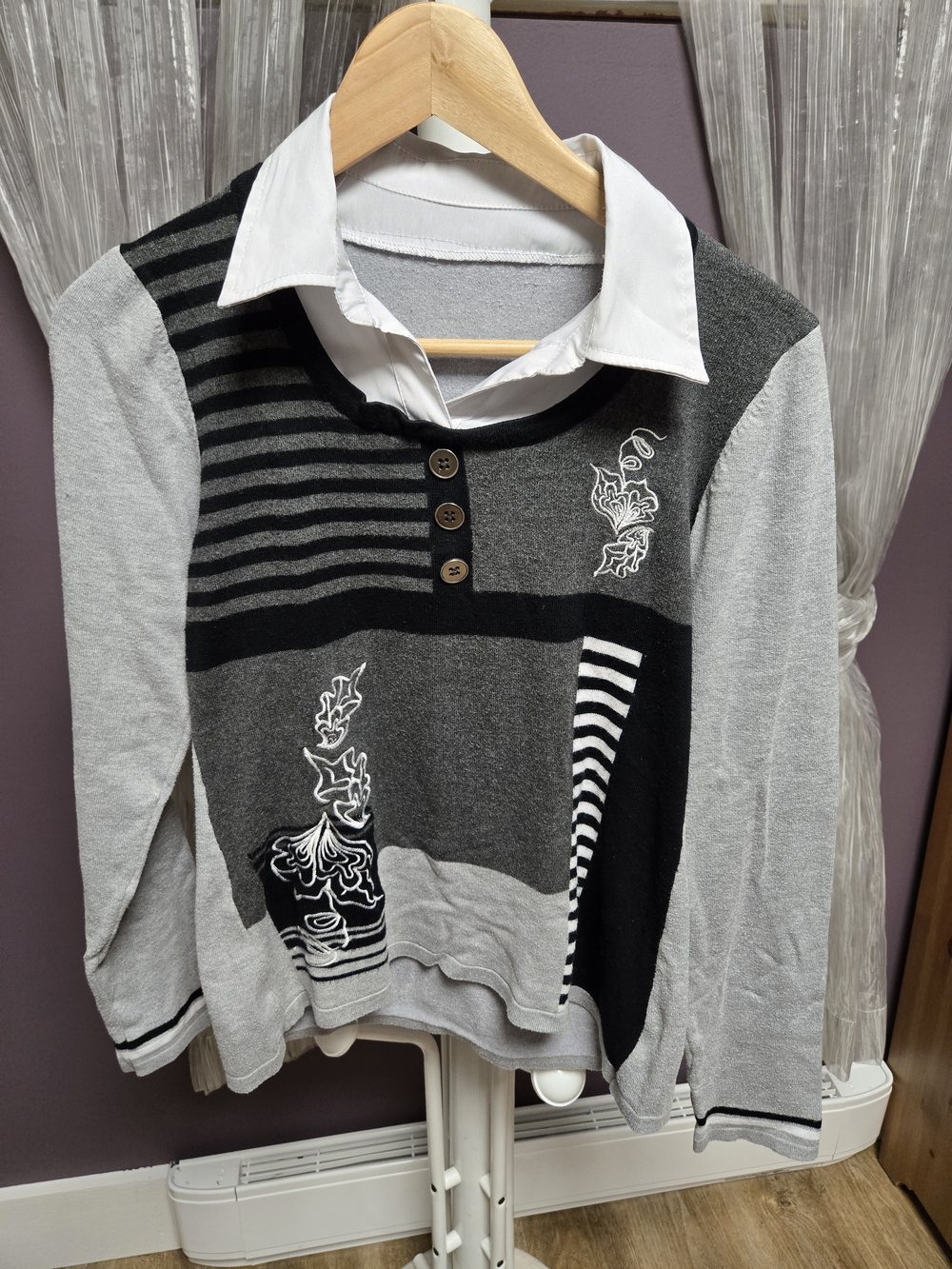 Women's Long Sleeve Layered-Look Tee with Faux Collar in Gray & Black